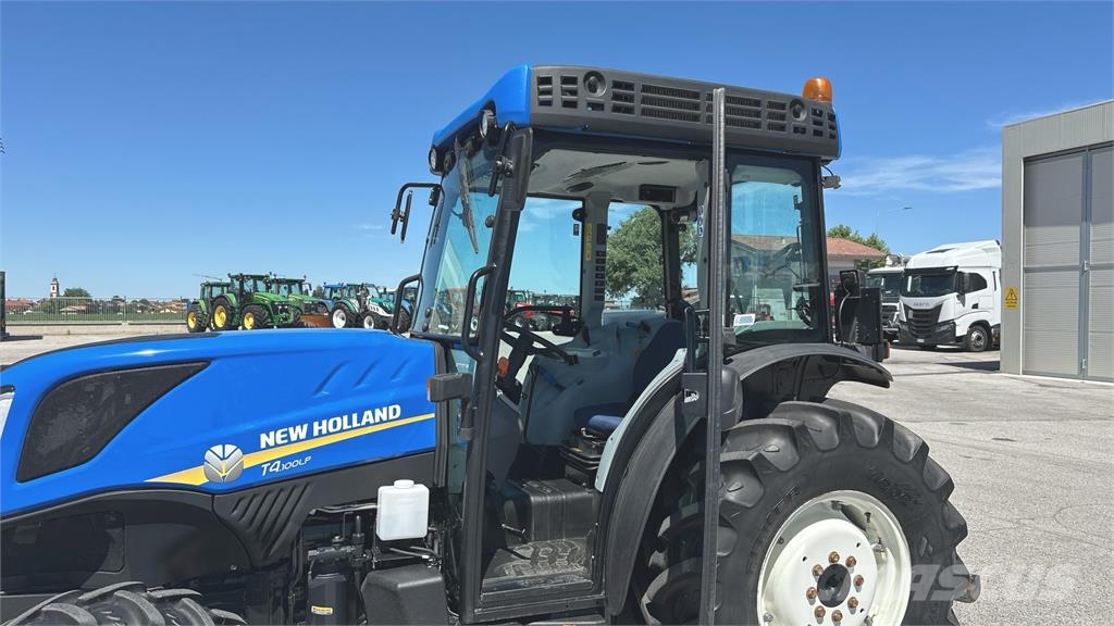 New Holland T4.100LP 4X4 Hojas y cuñas quitanieves