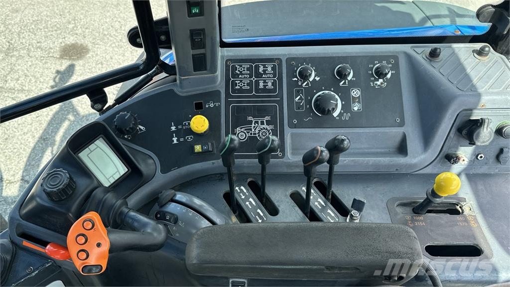 New Holland TM190 4X4 Снегочистачки