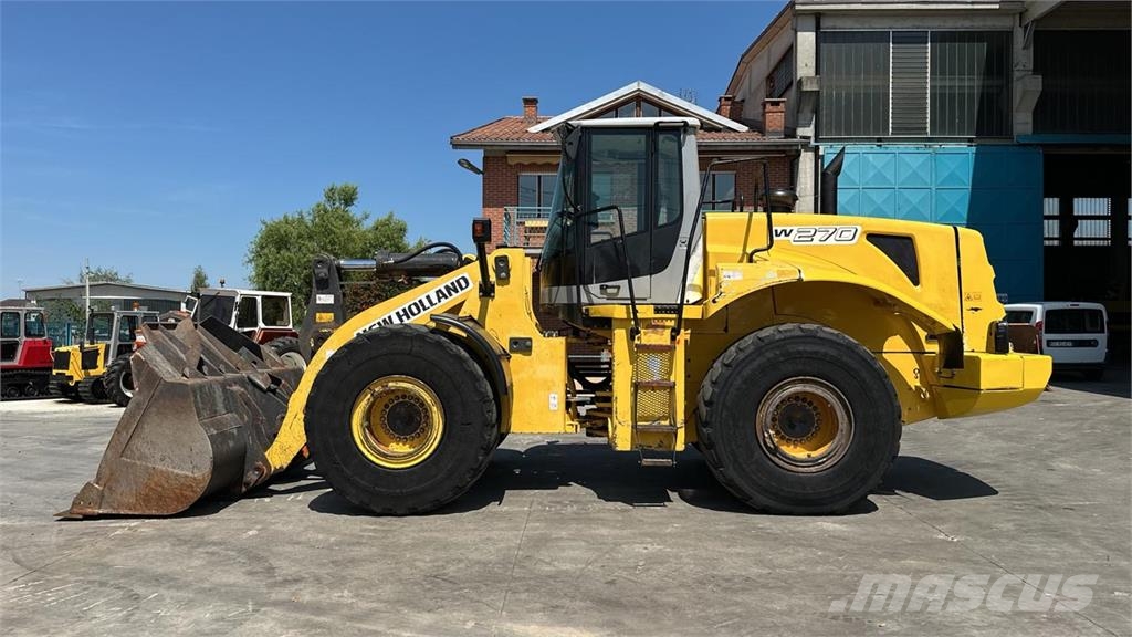 New Holland W270 لوادر بعجل