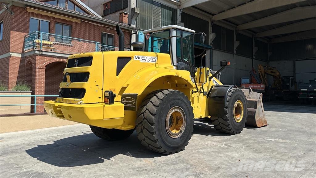 New Holland W270 لوادر بعجل