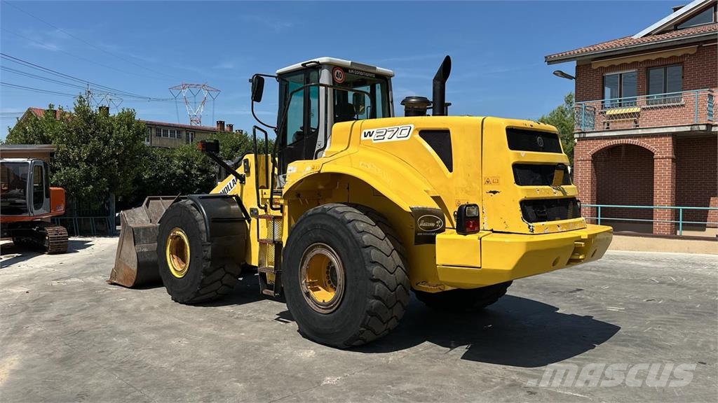 New Holland W270 لوادر بعجل