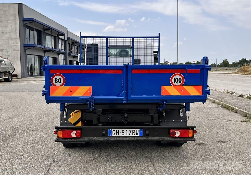 Nissan 75-18 Otros camiones