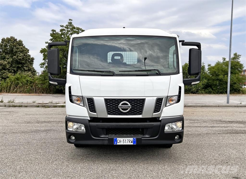 Nissan 75-18 Otros camiones