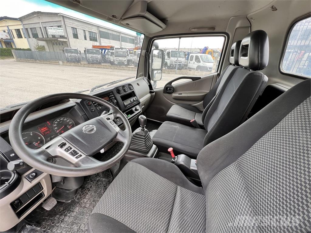 Nissan 75-18 Otros camiones