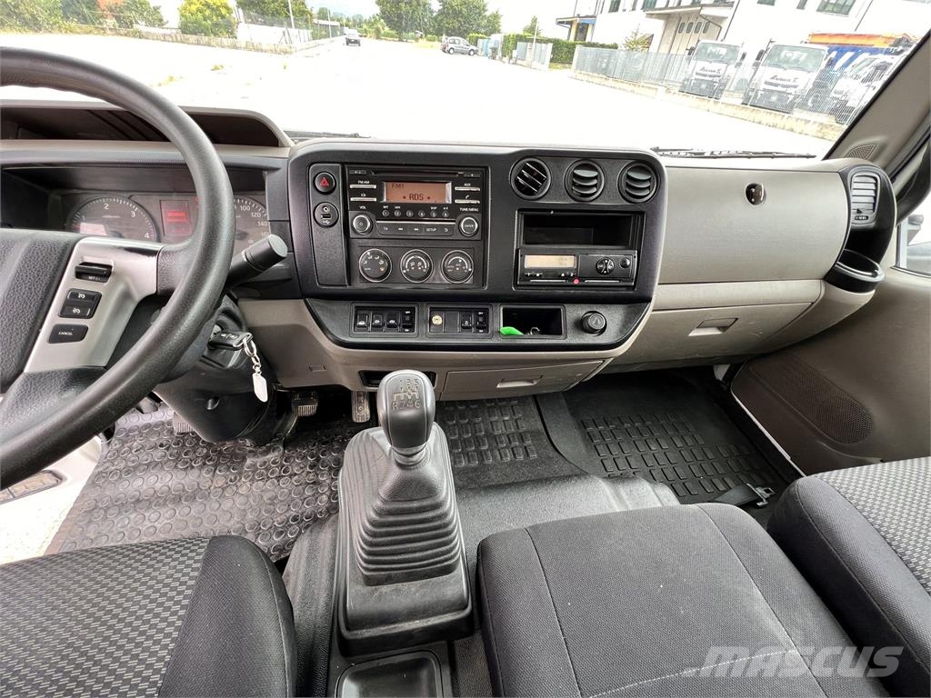 Nissan 75-18 Otros camiones