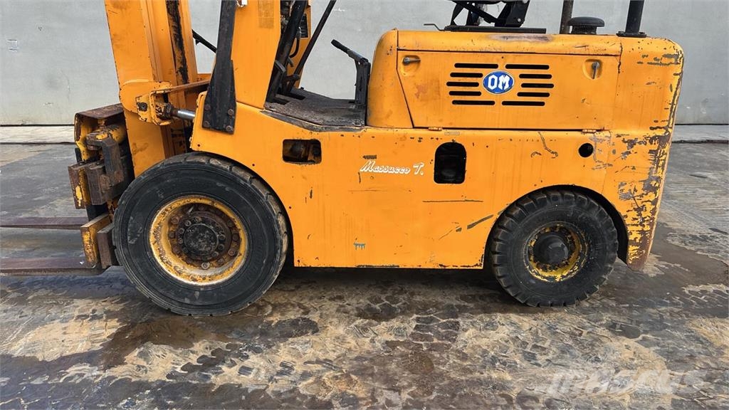OM DIM 20S Dizel forkliftler