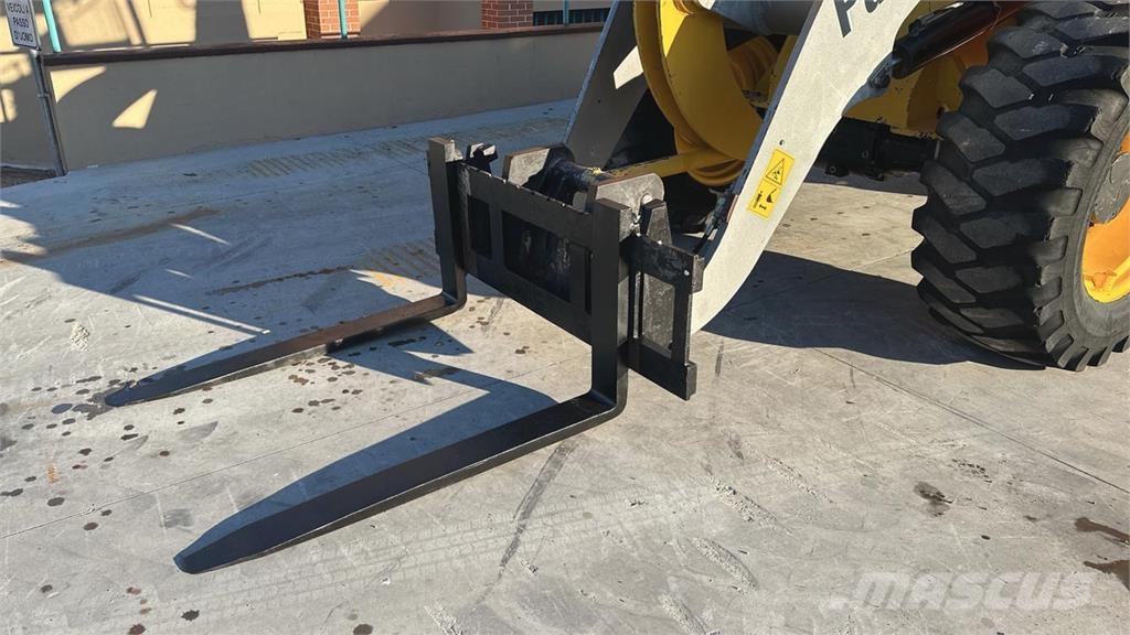 Palazzani PB90.3 4X4 Backhoe