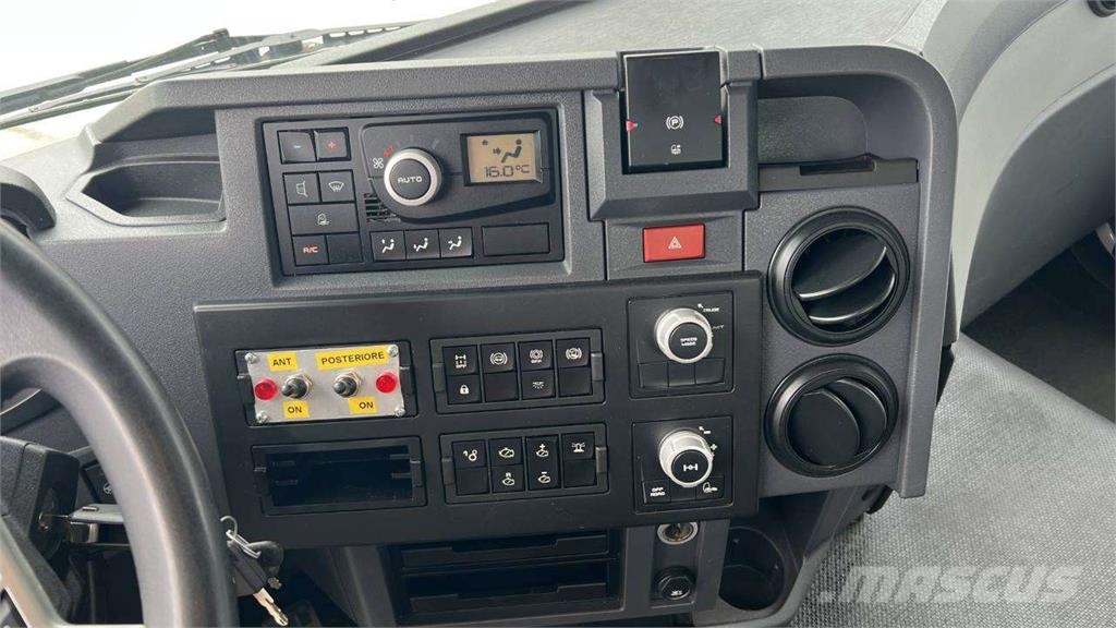 Renault KERAX 6X4 탱커 트럭