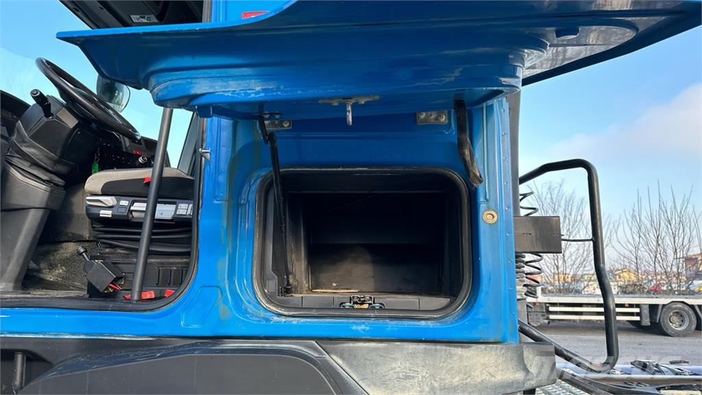 Renault Kerax K 460 4x2 Otros camiones