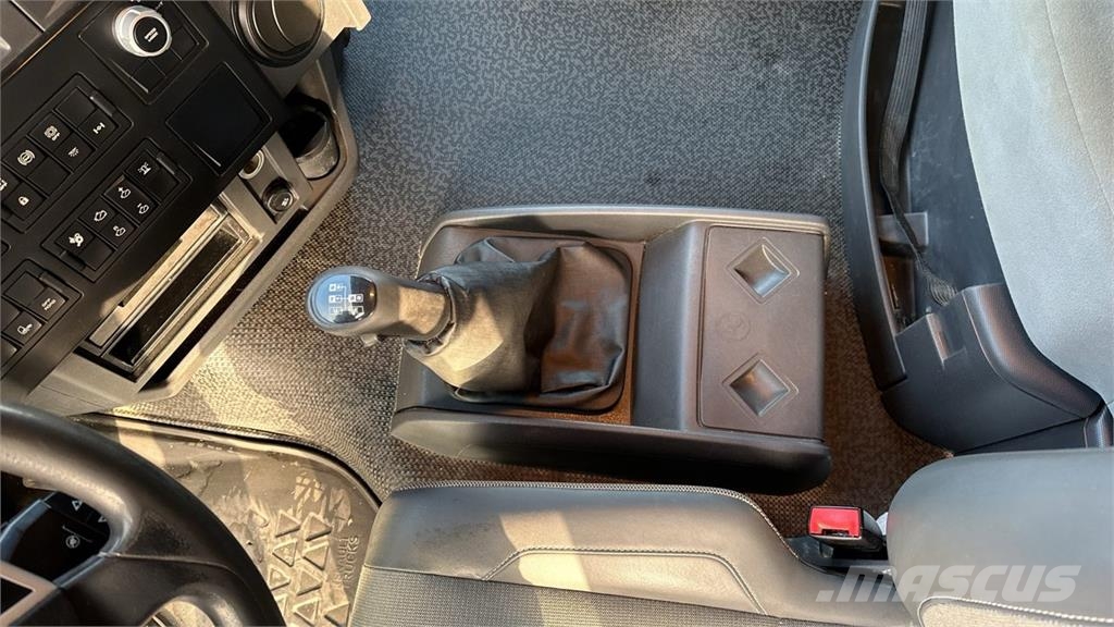 Renault Kerax K 460 4x2 Otros camiones
