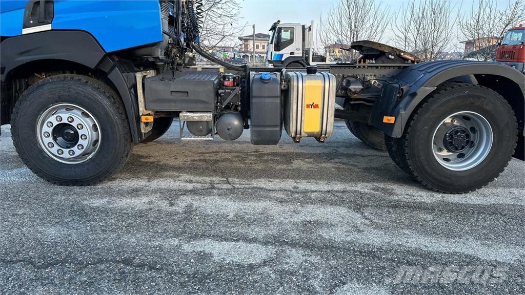 Renault Kerax K 460 4x2 Otros camiones