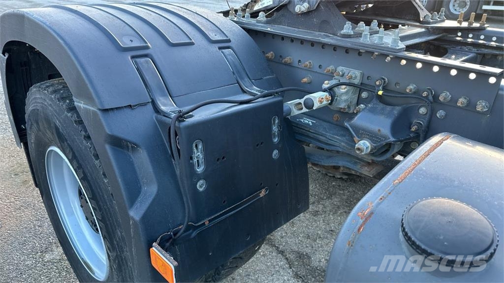 Renault Kerax K 460 4x2 Otros camiones