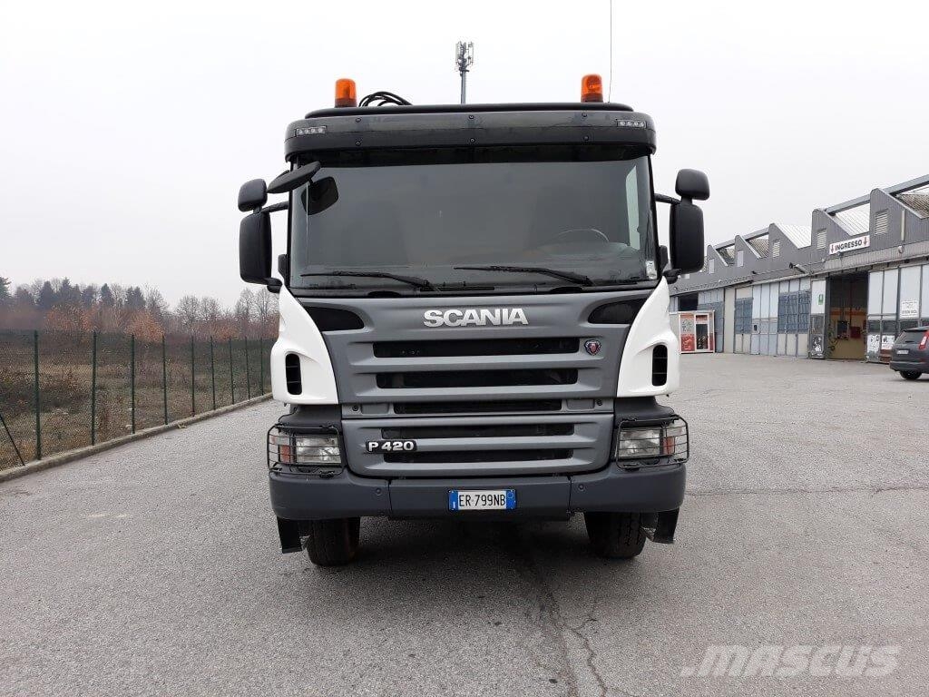 Scania P420 8X4 Camion altro
