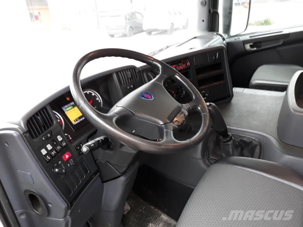 Scania P420 8X4 Camion altro