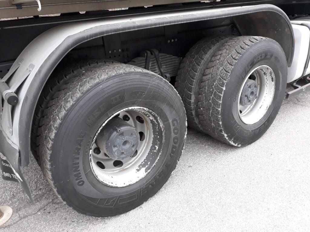 Scania P420 8X4 Camion altro
