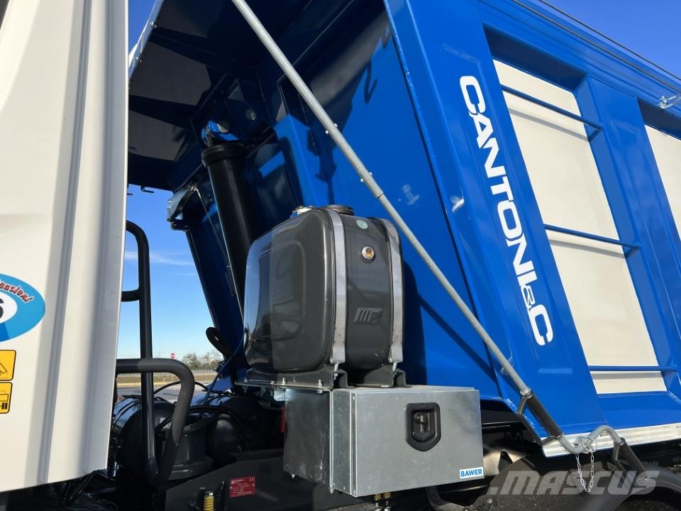 Scania P500 XT 8X4 기타 트럭