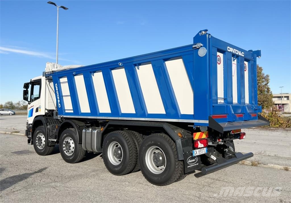 Scania P500 XT 8X4 기타 트럭