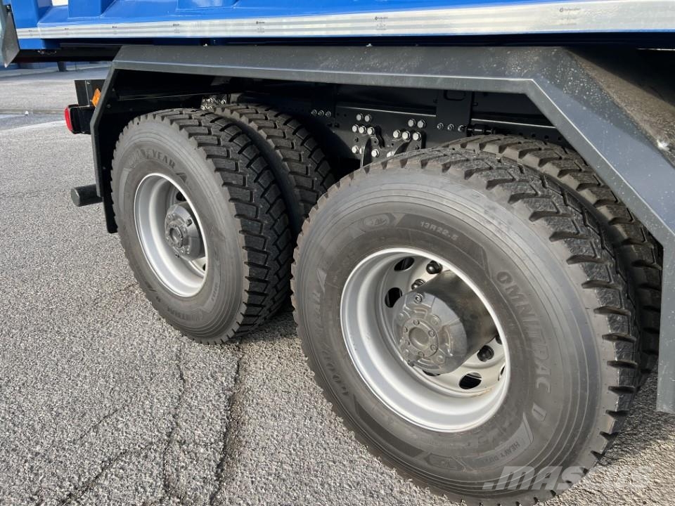 Scania P500 XT 8X4 기타 트럭