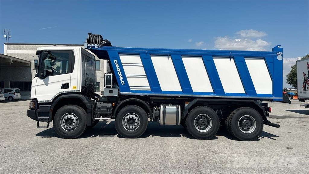 Scania P500 XT 8x4 شاحنات أخرى
