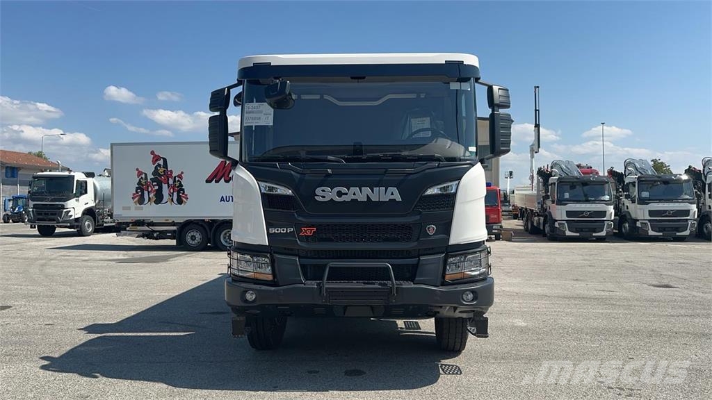 Scania P500 XT 8x4 شاحنات أخرى