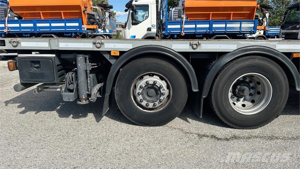 Scania R480 8X2 Otros camiones