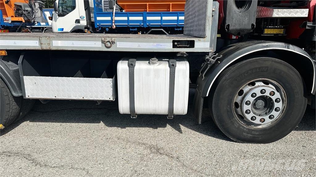 Scania R480 8X2 Otros camiones