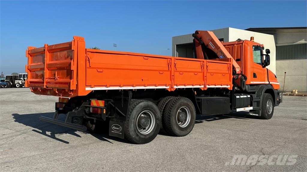 Scania T114 6x4 340CV Otros camiones