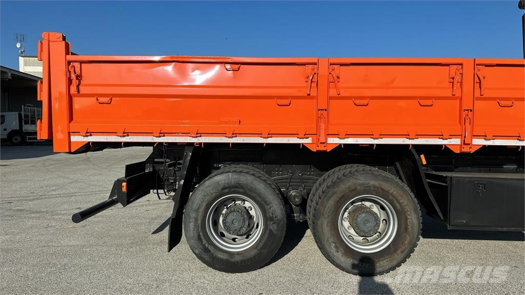 Scania T114 6x4 340CV Otros camiones