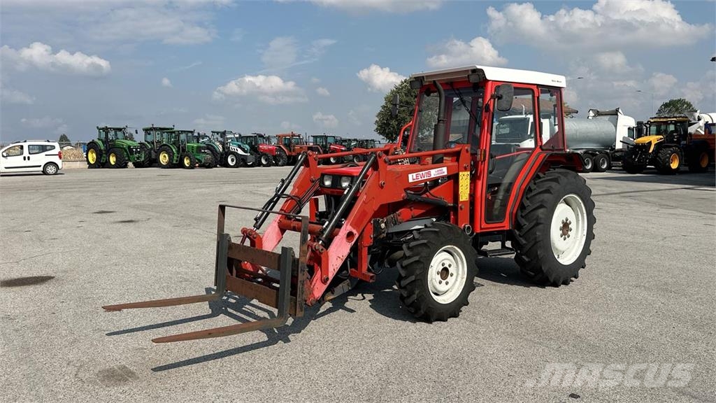 Shibaura S455 4x4 Snöblad och plogar