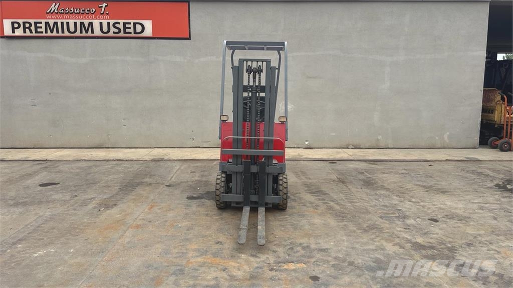  Stipp CPD10 Elektrikli forkliftler