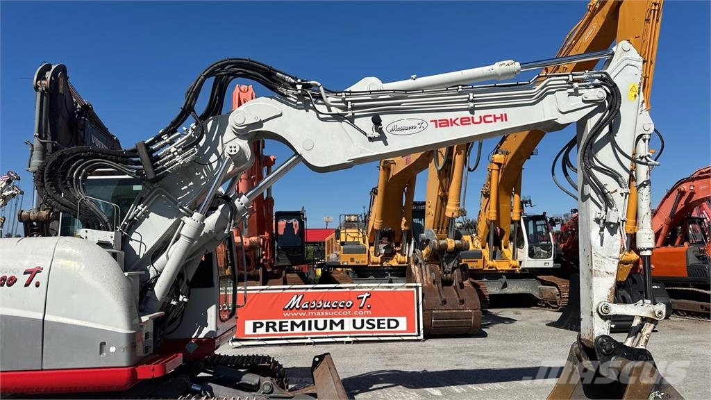 Takeuchi TB2150R Midibagger 7t - 12t
