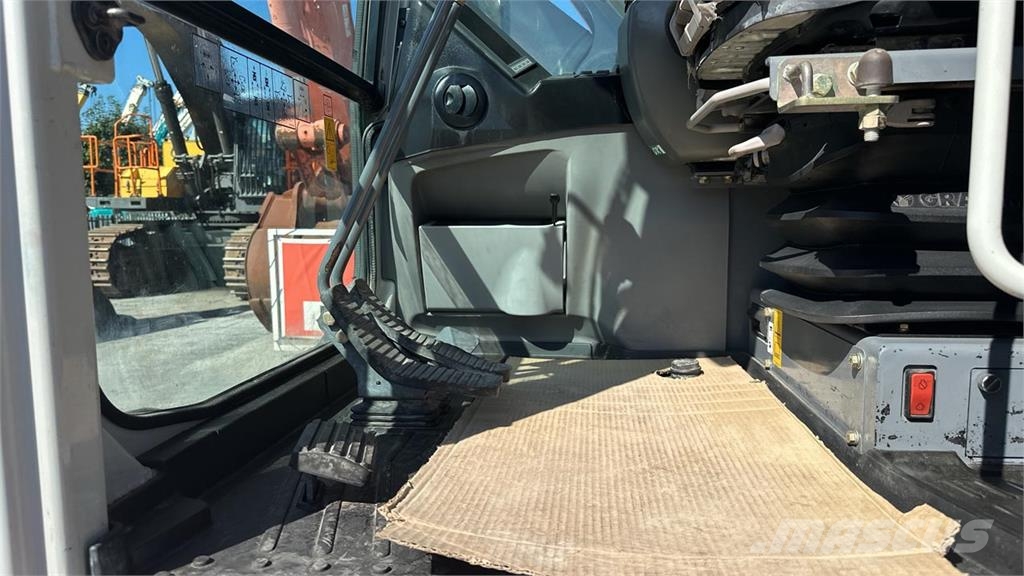 Takeuchi TB2150R Midibagger 7t - 12t