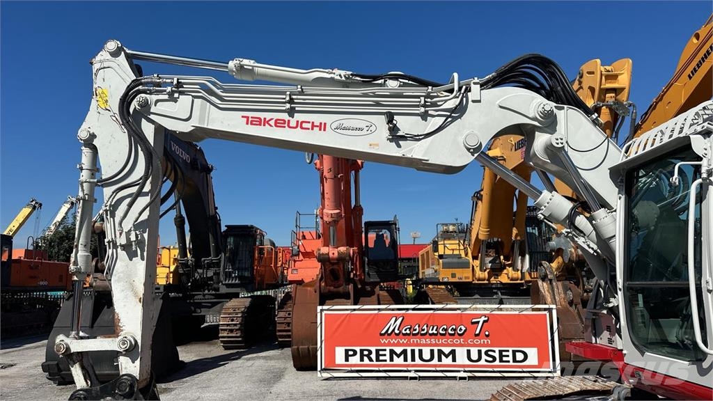 Takeuchi TB2150R Midibagger 7t - 12t