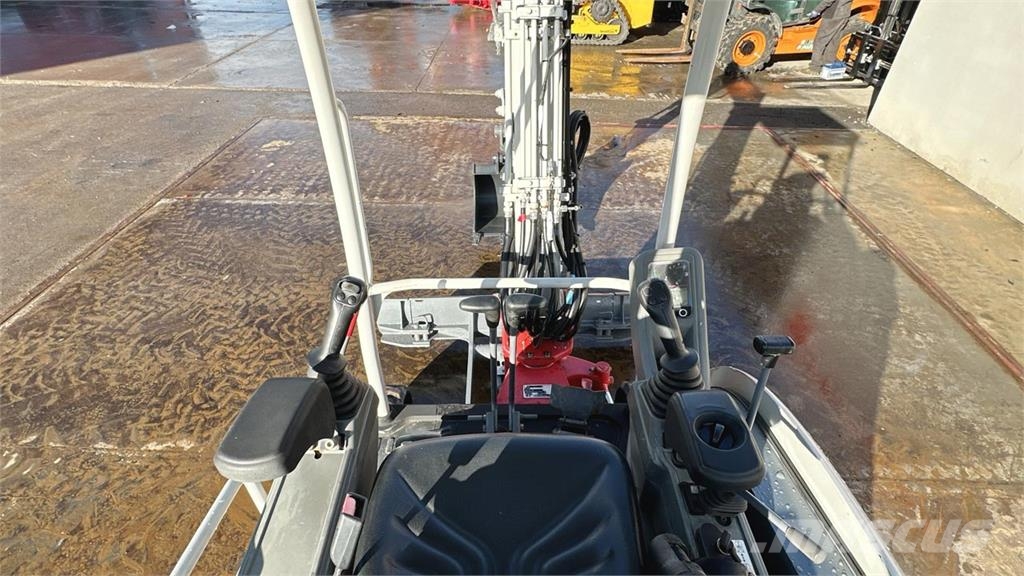 Takeuchi TB225 Εκσκαφάκι (διαβολάκι) < 7t