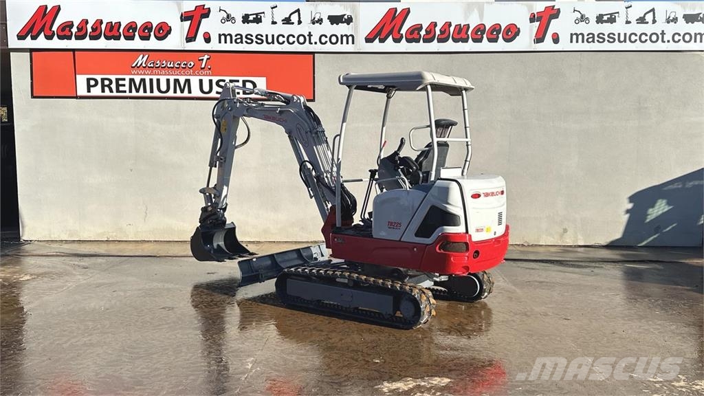 Takeuchi TB225 Εκσκαφάκι (διαβολάκι) < 7t