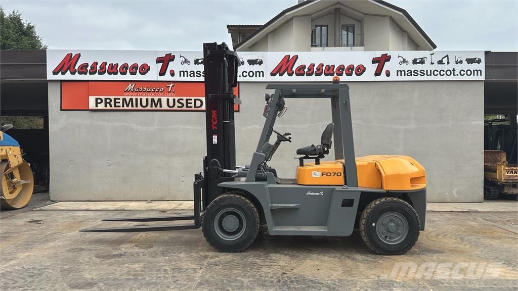 TCM FD70Z8 4x2 Dieseltrukit