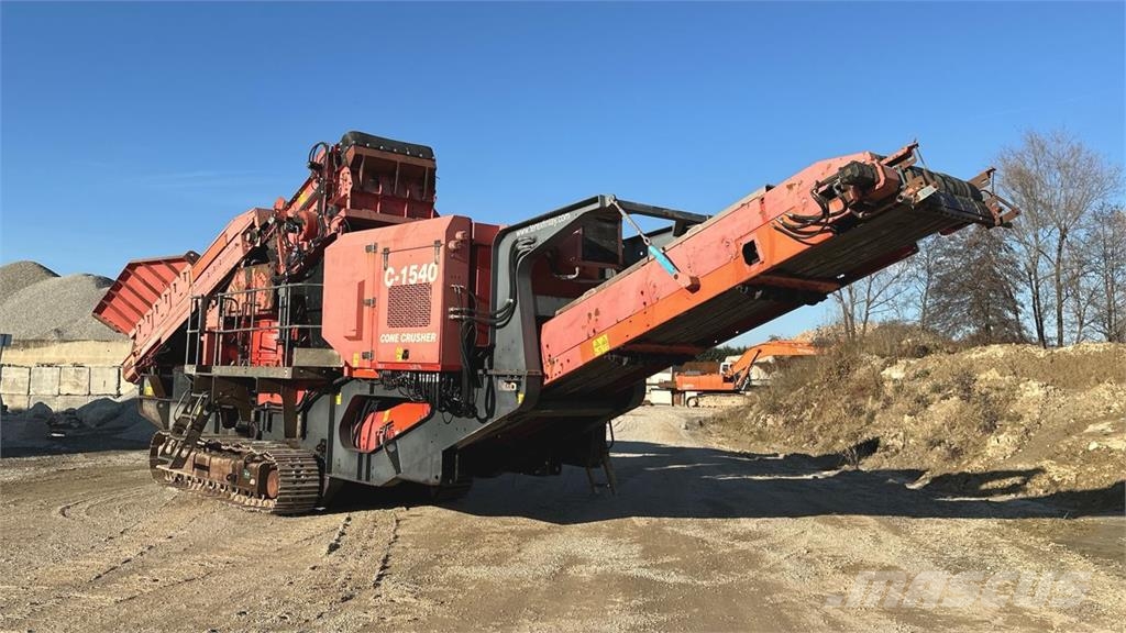 Terex Finlay C-1540 Moulin, aplatisseur