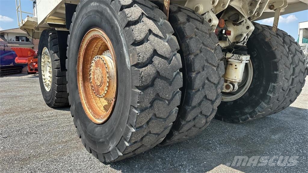 Terex TR100 Vehículos compactos de volteo