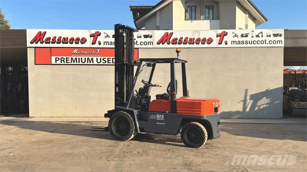 Toyota 02-5FD40 Diesel forklifts