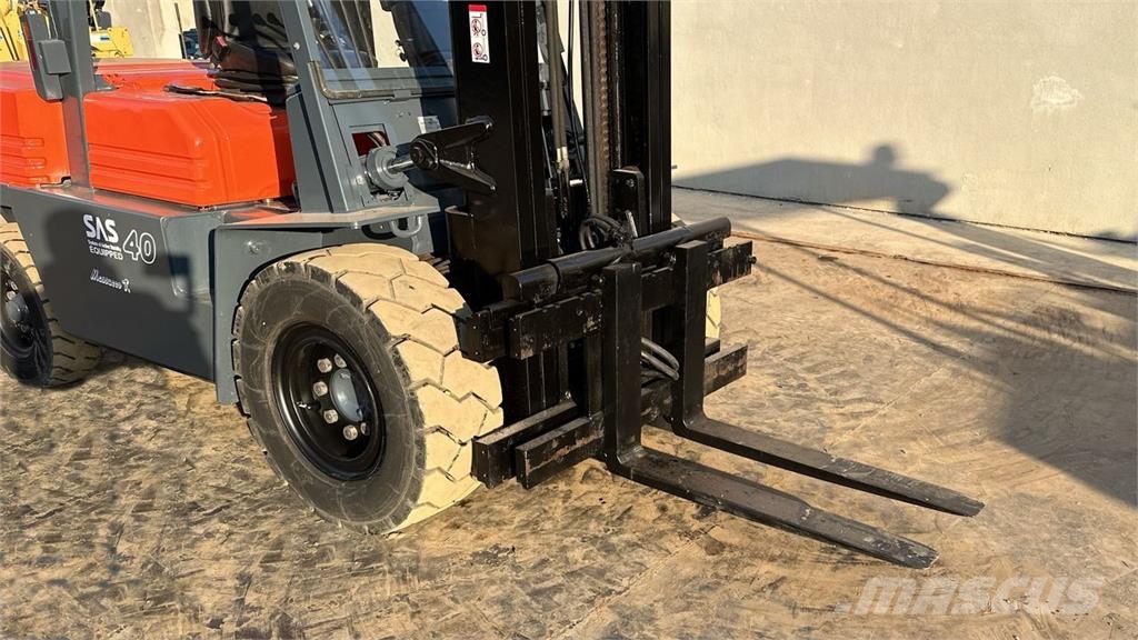 Toyota 02-5FD40 Diesel forklifts