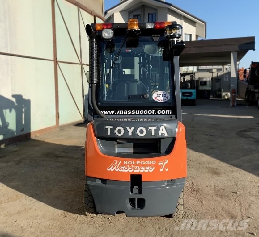 Toyota 02-8FDF18 Diesel forklifts