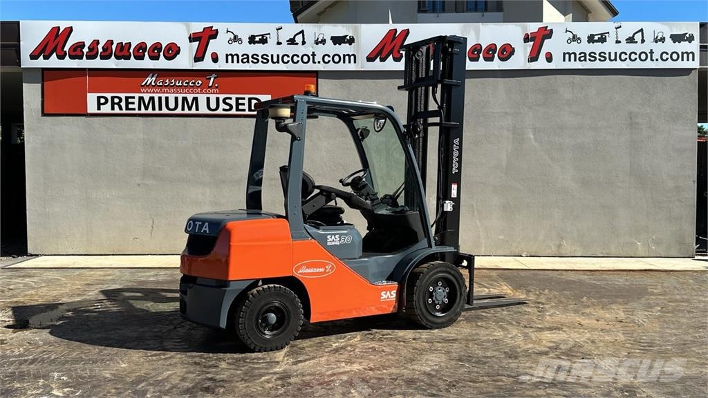 Toyota 02-8FDF30 Diesel forklifts