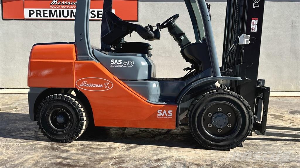 Toyota 02-8FDF30 Diesel forklifts