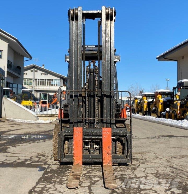 Toyota 7FBMF50 Electric forklifts