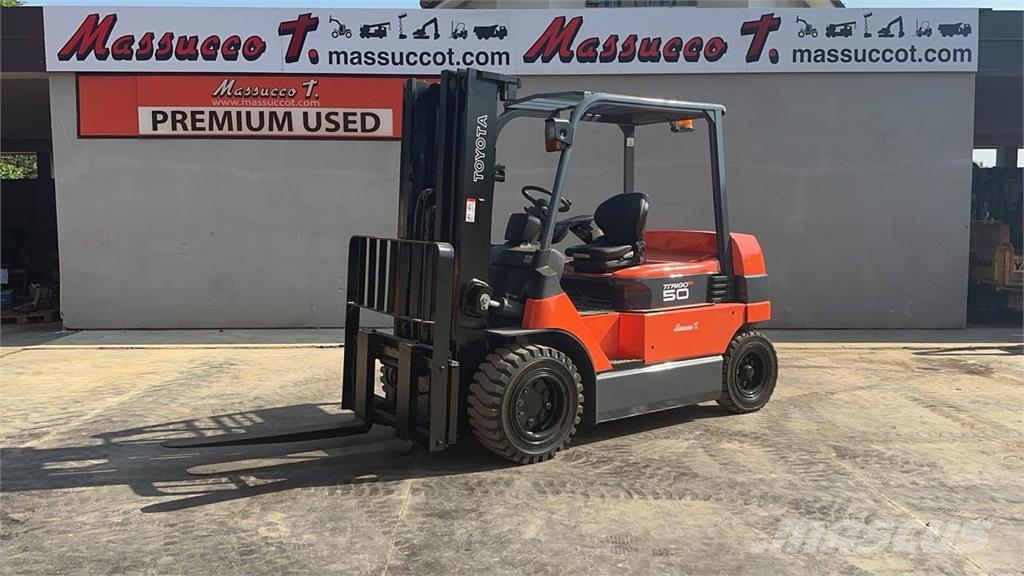 Toyota 7FBMF50 Elektrikli forkliftler