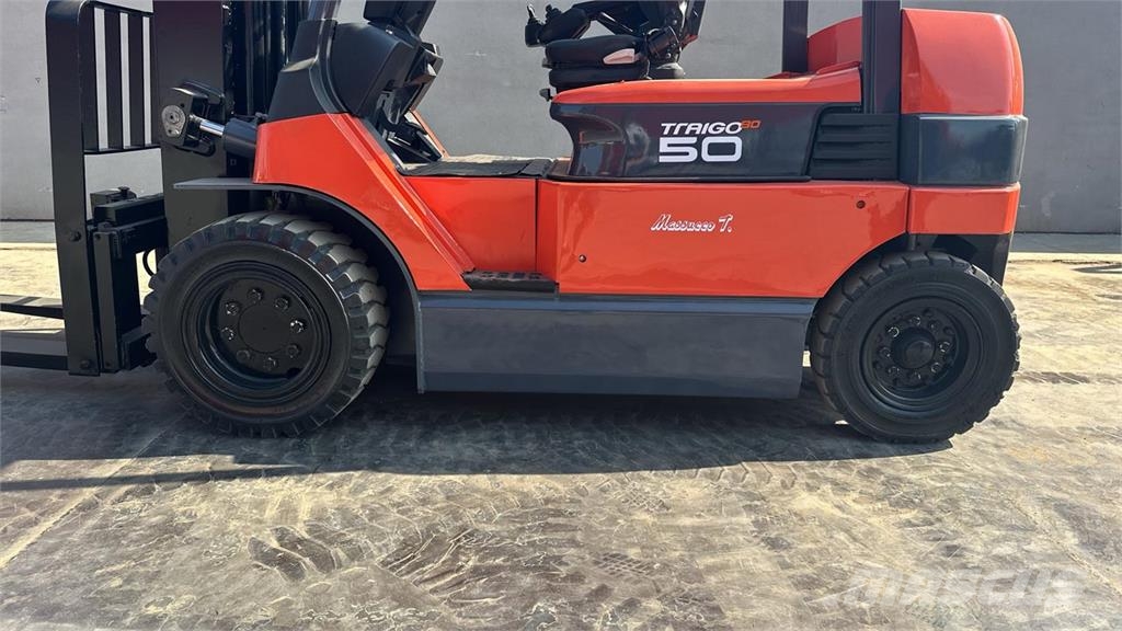 Toyota 7FBMF50 Elektrikli forkliftler