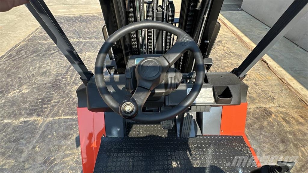 Toyota 7FBMF50 Elektrikli forkliftler