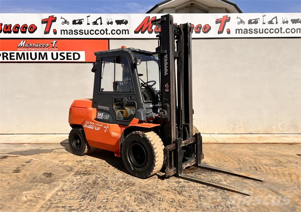 Toyota 7FD 40 Diesel forklifts