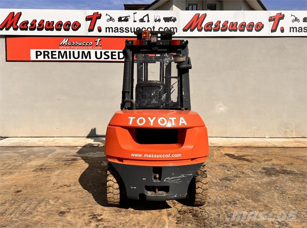 Toyota 7FD 40 Diesel forklifts
