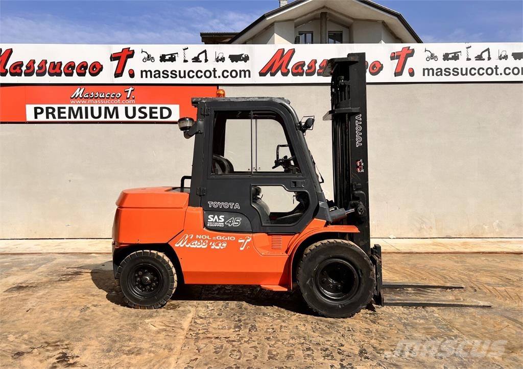 Toyota 7FD 40 Diesel forklifts